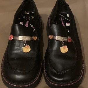 Girls Hello Kitty Charmed Loafers